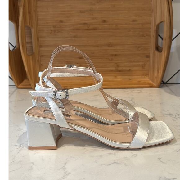ASOS Be Mine Wide Fit Bridal Ruhi low block heeled sandals ivory satin size 10W - Picture 3 of 10